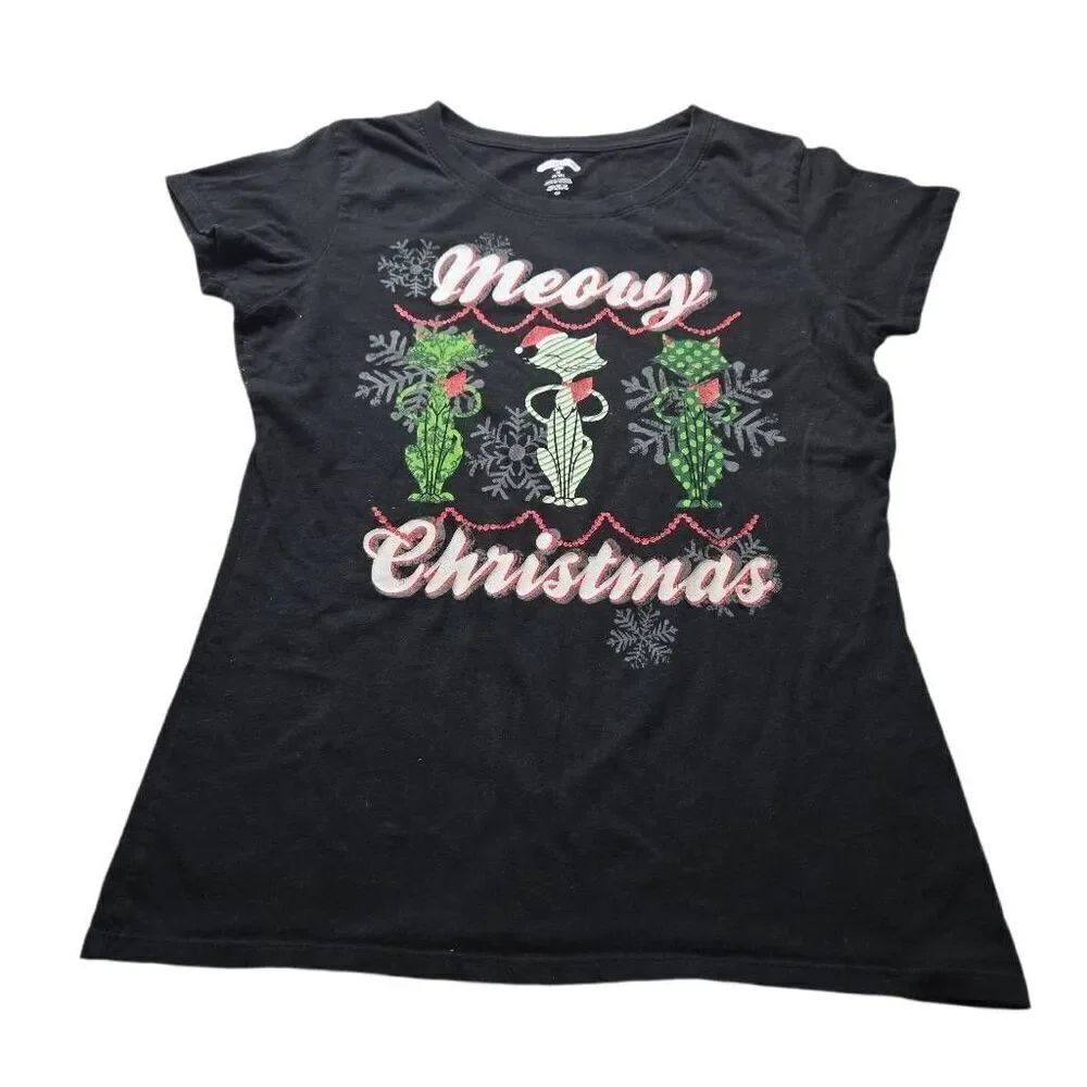 Holiday Time Meowy Christmas Woman's shirt M8/10